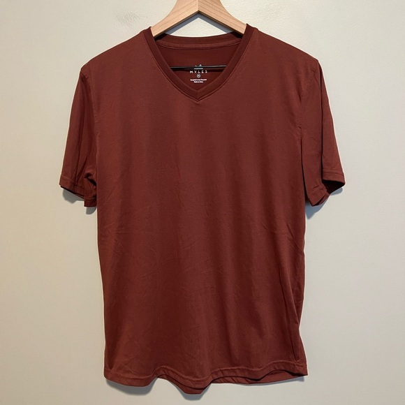 Myles Men’s Everyday Tee with V-Neck in Crimson Size Medium - Picture 3 of 8